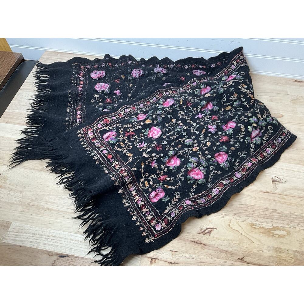 Jane Seymour Signature 100% Wool Scarf - Black W/ Flowers 15" x 42" Rectangular
